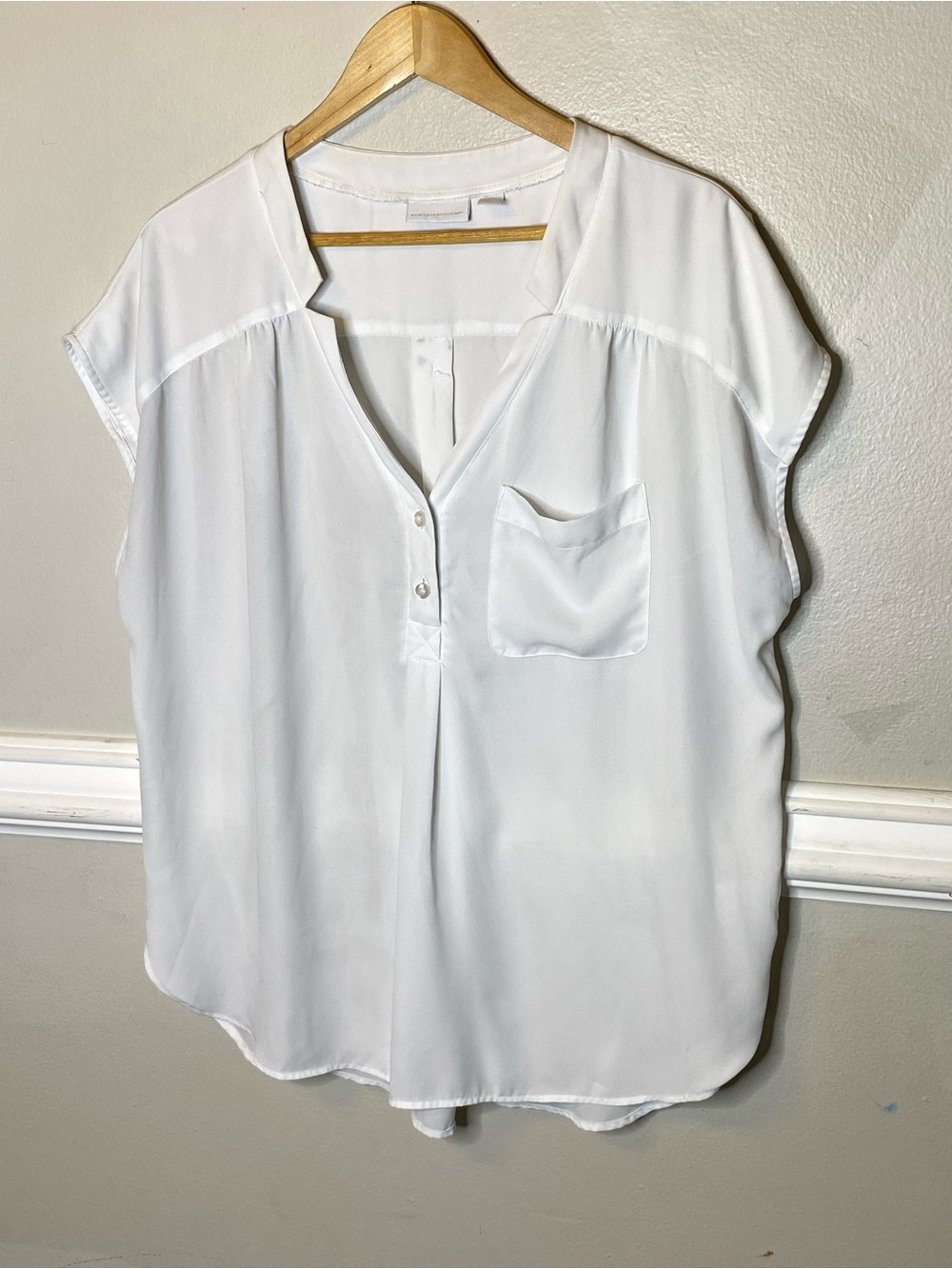 New York & Company White V-Neck Cap Sleeve Blouse with Chest Pocket